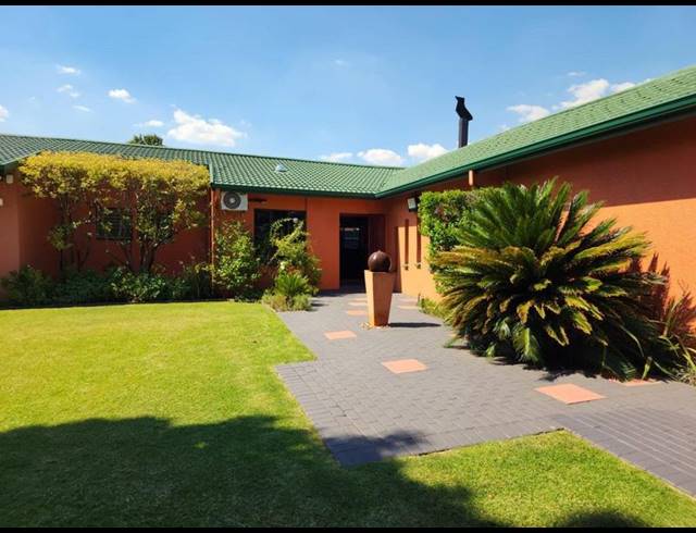 3 BEDROOM HOUSE FOR SALE IN SASOLBURG EXT 11
